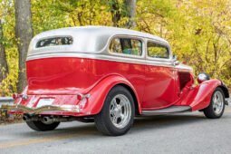 1934 Ford Tudor Deluxe V8