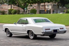 1964 Buick Riviera White