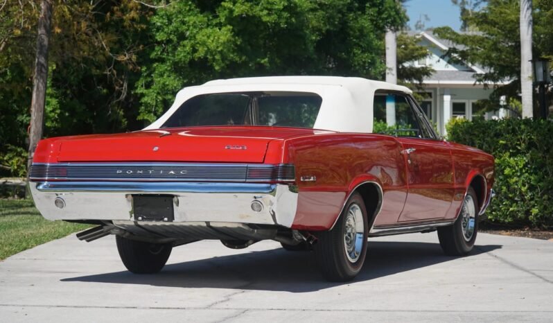 
								1965 Pontiac GTO 4-Speed full									