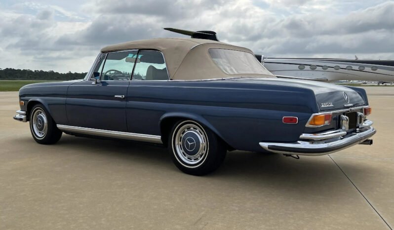 
								1970 Mercedes-Benz 280SE Convertible full									