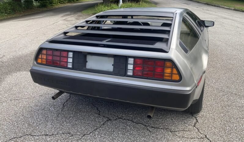 
								1981 DeLorean DMC-12 full									