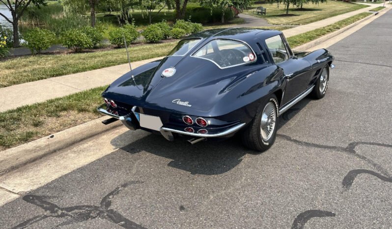 
								1963 Chevrolet Corvette C2 Split-Window V8 full									