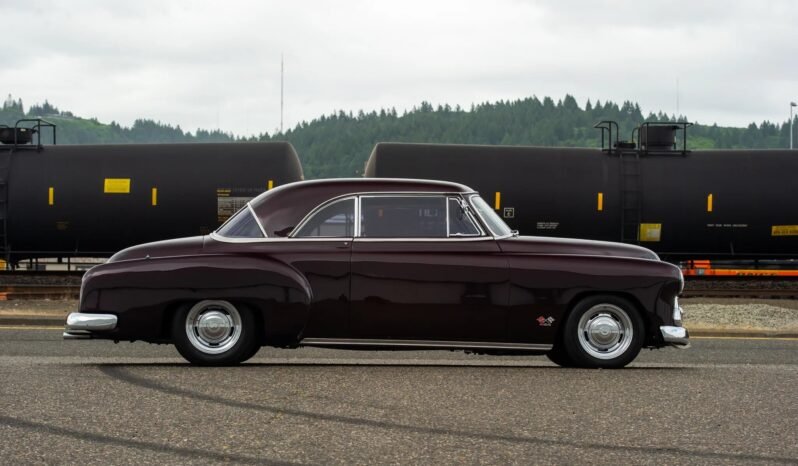 
								1952 Chevrolet Bel Air V8 full									