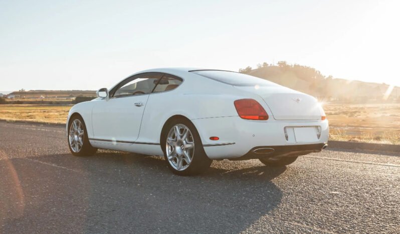 
								2010 Bentley Continental GT White full									