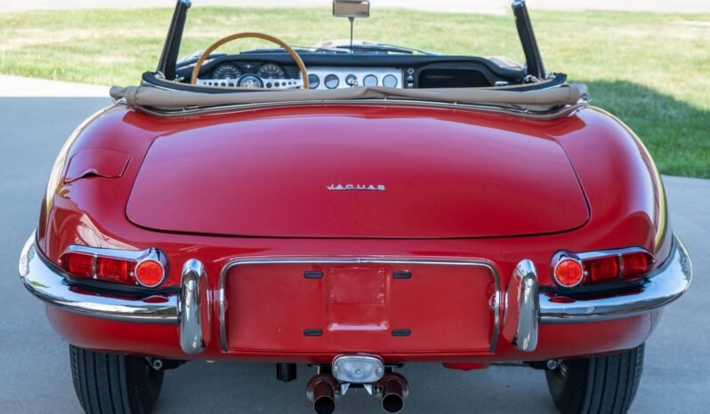 
								1964 Jaguar XKE 4-Speed full									