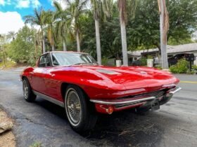 1963 Chevrolet Corvette Split-Window L76 Red