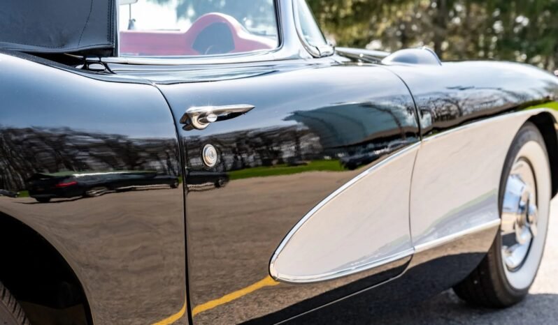 
								1956 Chevrolet Corvette V8 full									