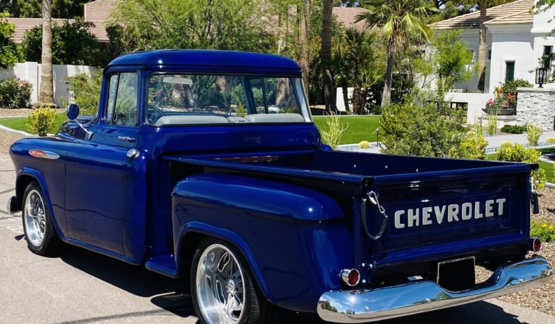 
								1957 Chevrolet 3100 Big Window V8 full									