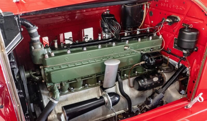 
								1929 Packard Eight 70 Series full									