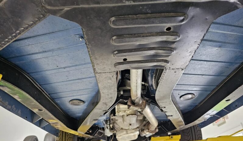 
								1968 Triumph TR250 Surrey Top full									