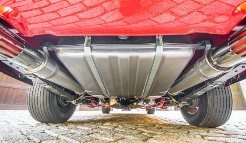 
								1971 Dodge Charger Super Bee V8 full									