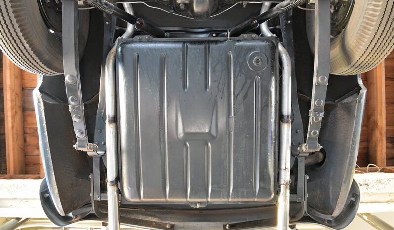 
								1953 Ford Mainline Ranch Wagon V8 full									