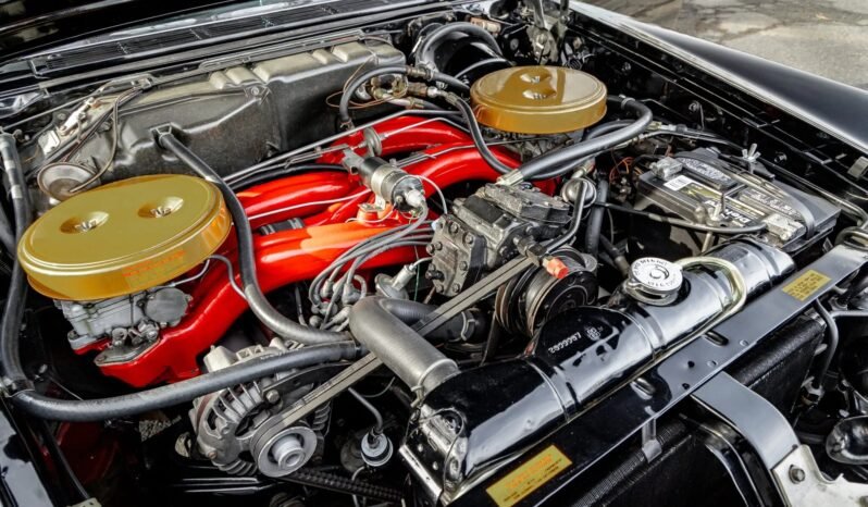 
								1961 Chrysler 300G Black full									