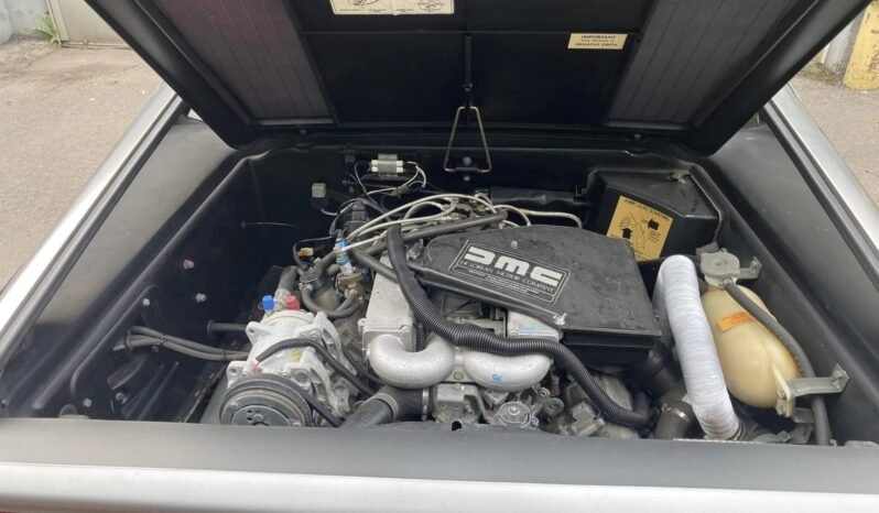 
								1981 DeLorean DMC-12 full									