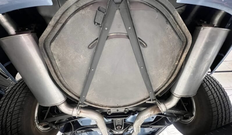 
								1963 Chevrolet Corvette Split-Window Silver Blue full									