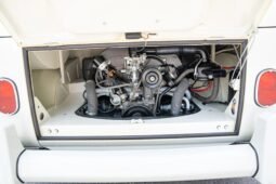 
										1966 Volkswagen Type 2 Deluxe 21-window full									