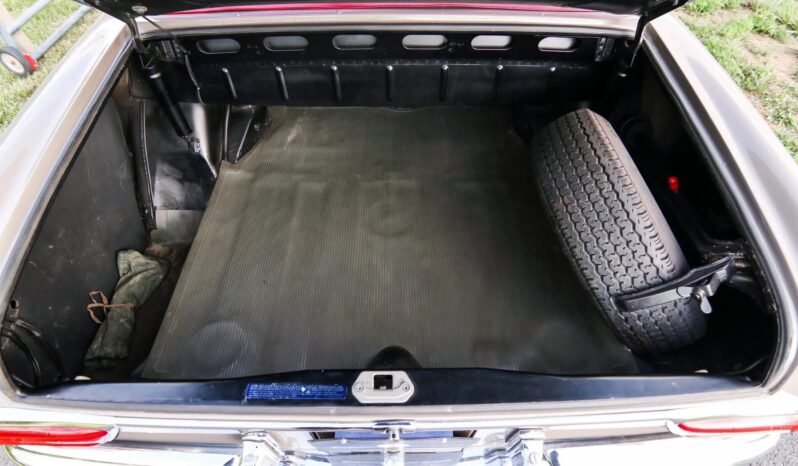 
								1969 Mercedes-Benz 280SE full									