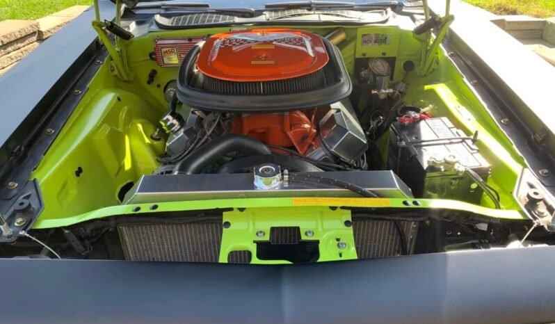 
								1970 Plymouth Barracuda 440 V8 full									