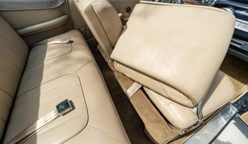 
								1947 Lincoln Continental full									