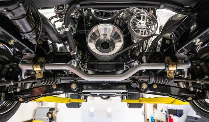 
								1972 Chevrolet C10 Short-Bed V8 full									