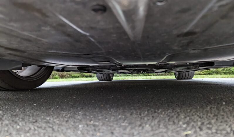 
								2015 Aston Martin Vantage GT full									