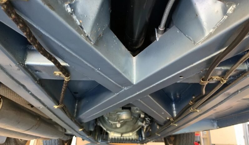 
								1966 Austin-Healey 3000 4-Speed full									