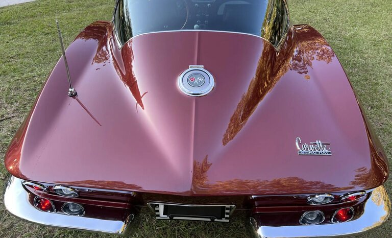 
								1966 Chevrolet Corvette C2 Coupe full									
