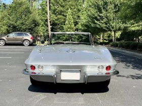 1966 Chevrolet C2 Corvette