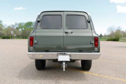 1972 Chevrolet Suburban V8