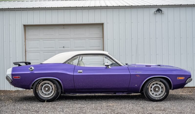 
								1970 Dodge Challenger R/T 4-Speed full									