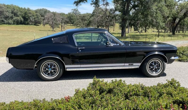 
								1967 Ford Mustang GT 390 V8 full									