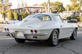 1963 Chevrolet Corvette Split-Window White