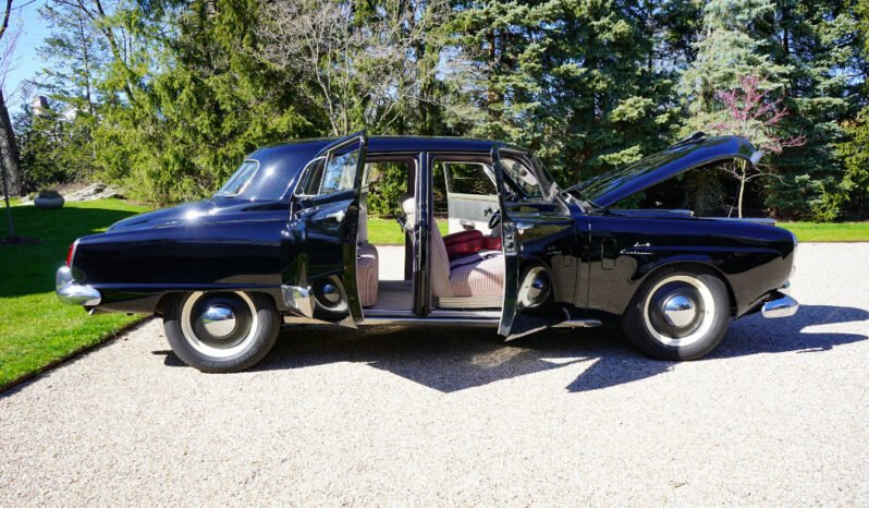 
								1950 Studebaker Land Cruiser full									