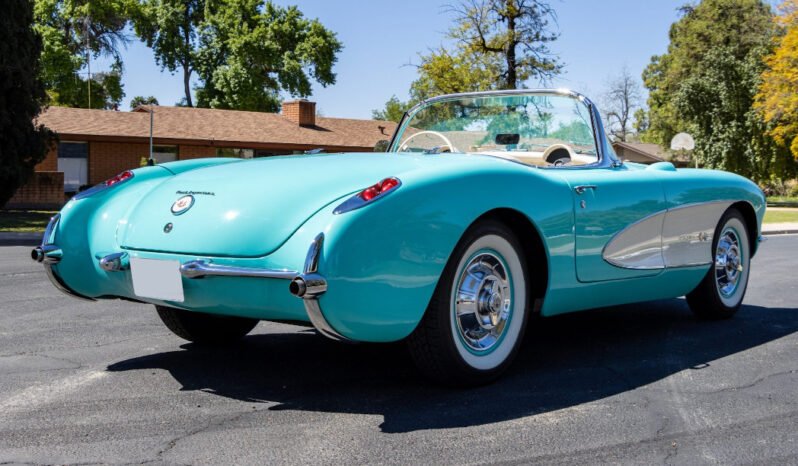 
								1957 Chevrolet C1 Corvette V8 full									