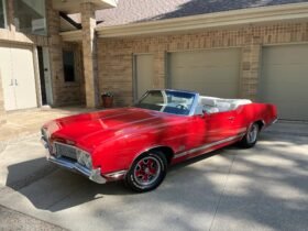 1970 Oldsmobile Cutlass Supreme Convertible