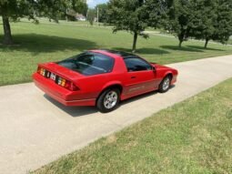 1990 Chevrolet Camaro IROC-Z V8