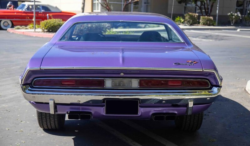 
								1970 Dodge Challenger R/T Plum Crazy full									
