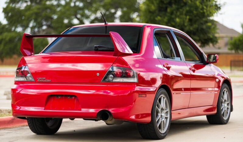 
								2006 Mitsubishi Lancer Evolution IX 2.0 full									