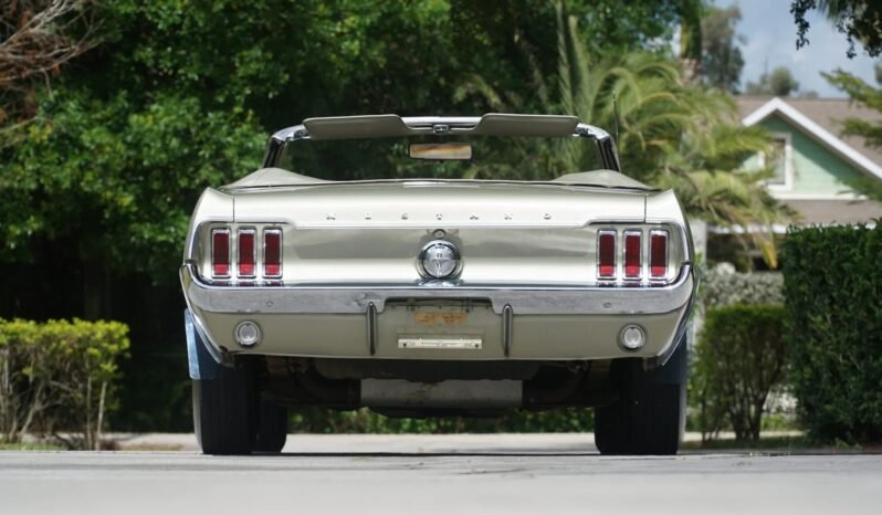 
								1967 Ford Mustang Convertible full									