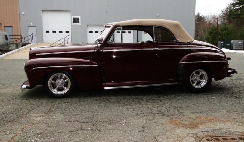 
								1947 Ford Super Deluxe full									
