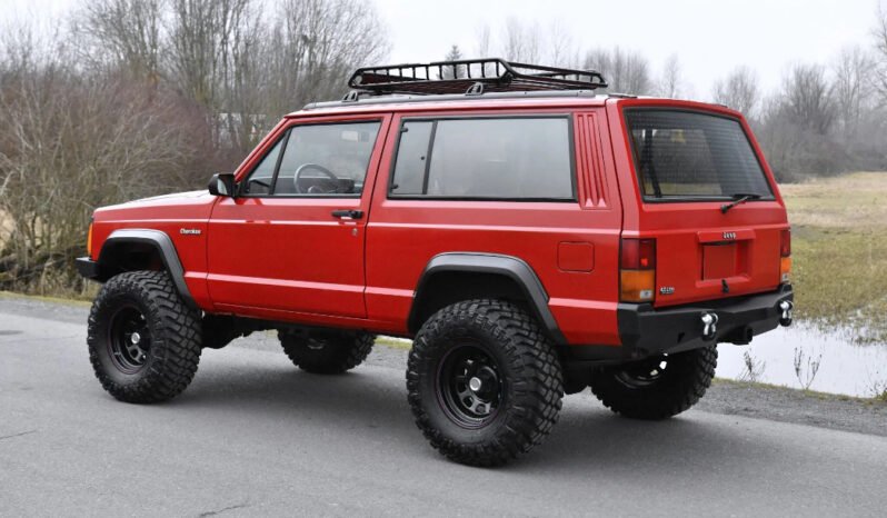
								1993 Jeep Cherokee Sport XJ full									