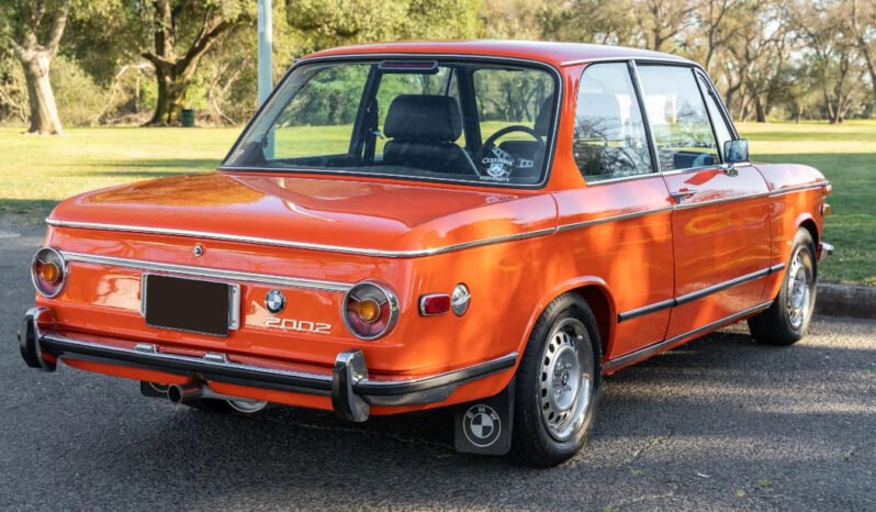 
								1973 BMW 2002 Orange full									
