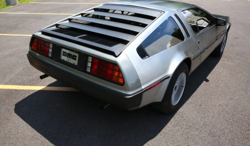 
								1981 DeLorean DMC-12 PRV V6 full									