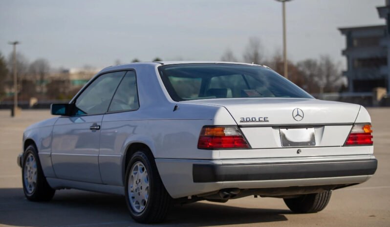 
								1993 Mercedes-Benz 300CE full									