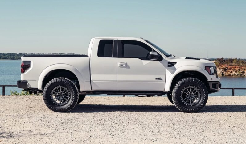 
								2011 Ford F-150 SVT Raptor SuperCab full									