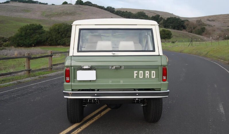 
								1971 Ford Bronco Fuel-Injected V8 full									
