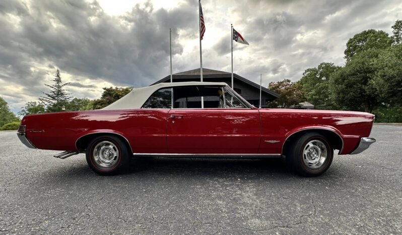 
								1965 Pontiac GTO V8 Convertible full									