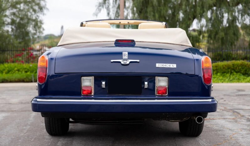 
								1993 Rolls-Royce Corniche full									