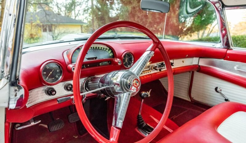 
								1955 Ford Thunderbird White full									
