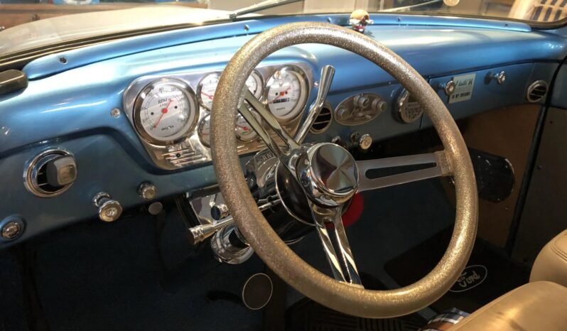 
								1955 Ford F-100 Pickup Truck full									